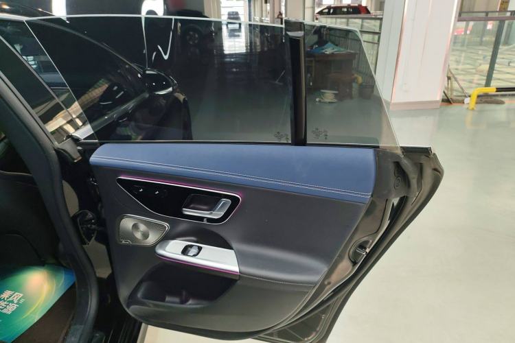 Used Mercedes-Benz EQE 2022 350 Pioneer Edition Interior 6