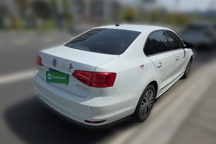 Used Volkswagen Sagitar 2015 280TSI Automatic Flagship Model Rear Right 45 Deg