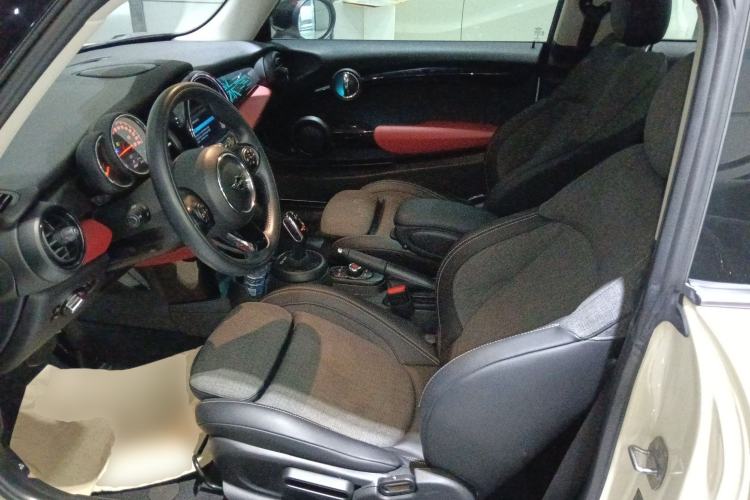 Used MINI 2019 1.5T COOPER Classic Edition Left Front Seat