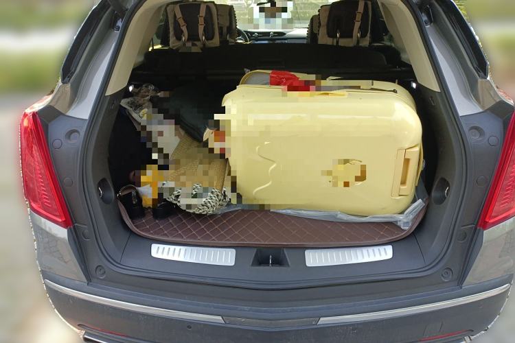 Used Cadillac XT5 2018 28T Four-Wheel Drive Luxury Model Trunk