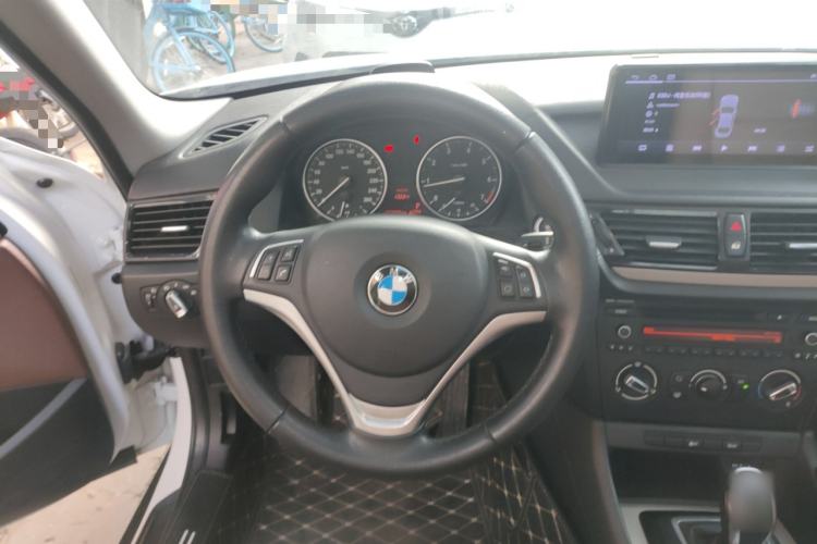Used BMW X1 2014 sDrive18i Fashion Model
