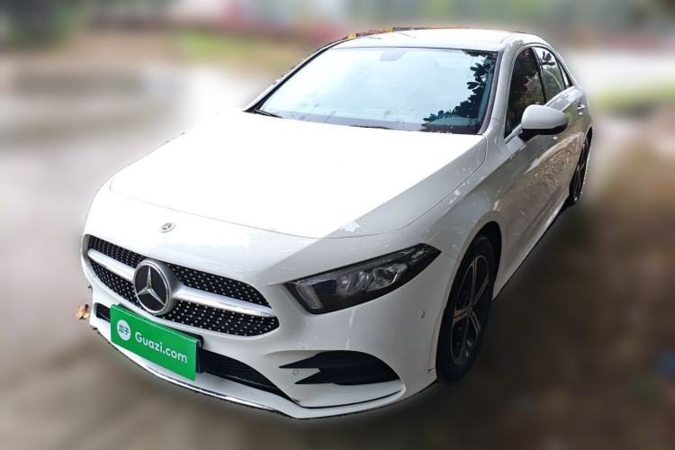 Used Mercedes-Benz A-Class 2022 Revised Version A 200 L Sport Sedan Fashionable Style