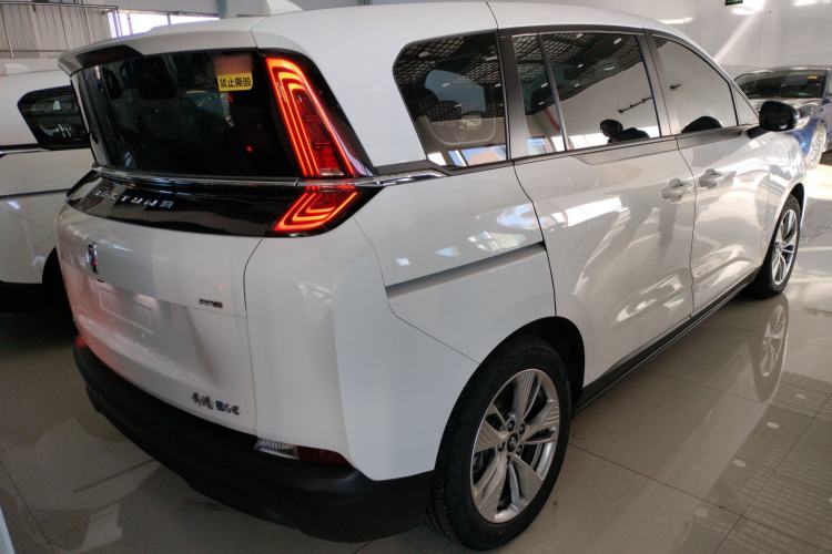 Used Bestune NAT 2023 PRO Comfort Travel Edition 419km