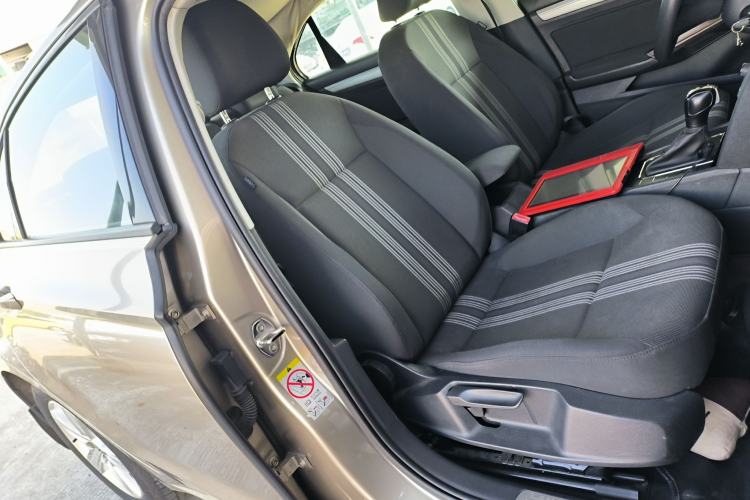 Used Volkswagen Lamando 2015 230TSI DSG Fashion Edition
