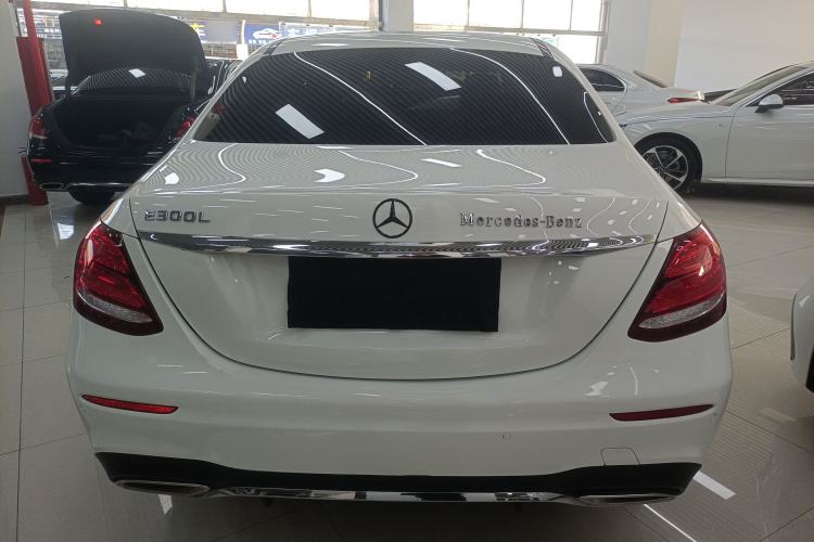 Used Mercedes-Benz E-Class 2018 Facelift E 200 L Sport Edition
