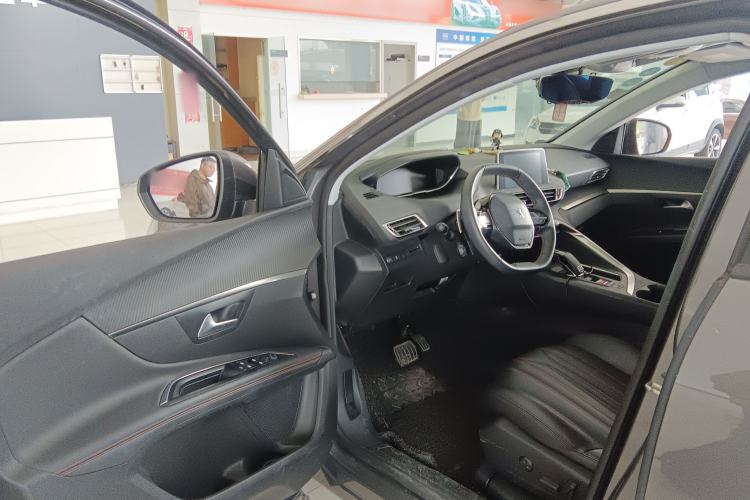 Used Peugeot 4008 2018 350THP Elite Edition Driver Seat