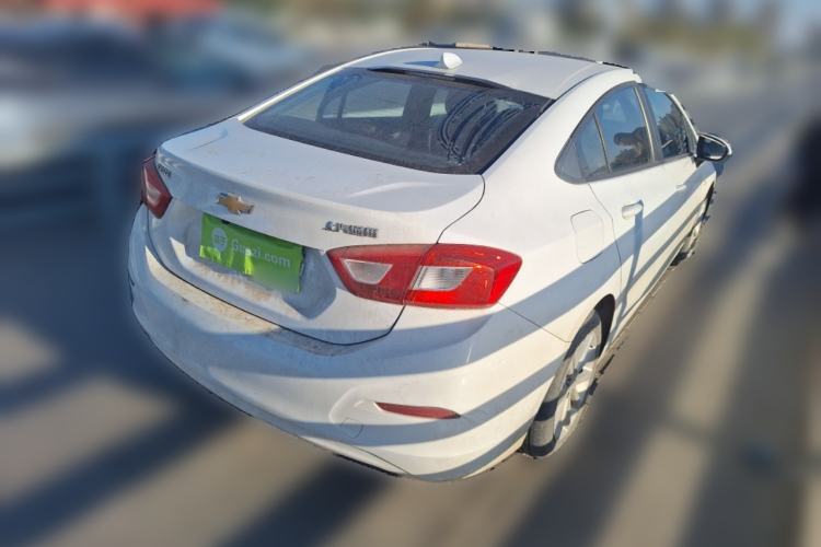 Used Chevrolet Cruze 2017 1.5L Automatic Pioneer Sunroof Edition