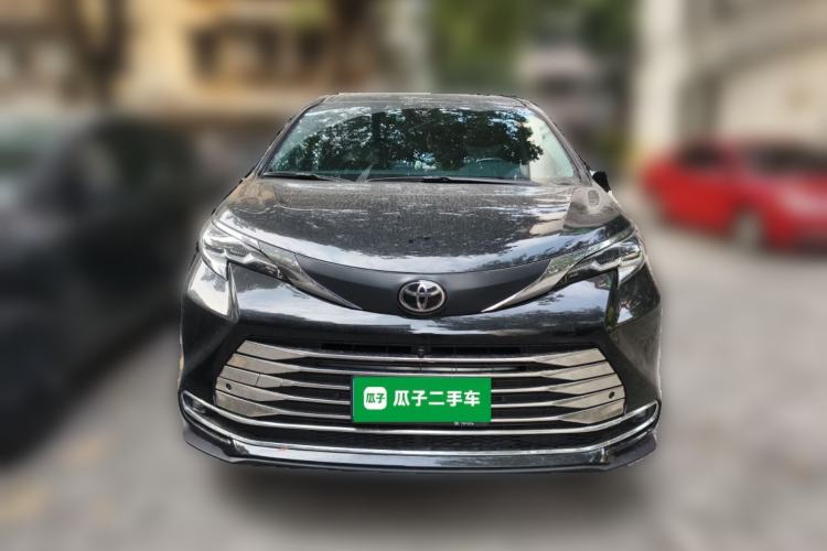 Used Toyota Sienna 2024 2.5L Hybrid Comfort Edition