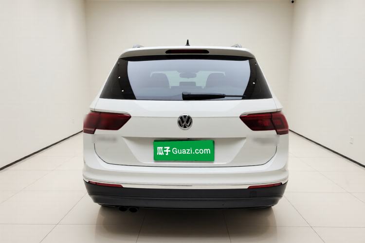 Used Volkswagen Tiguan L 2017 330TSI Automatic Two-Wheel Drive Flagship Edition Exterior 4