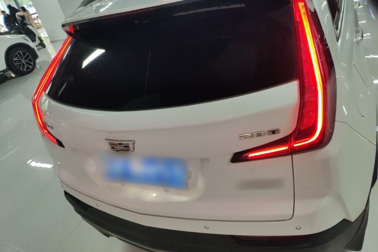 Used Cadillac XT4 2018 28T Two-Wheel Drive Leading Version