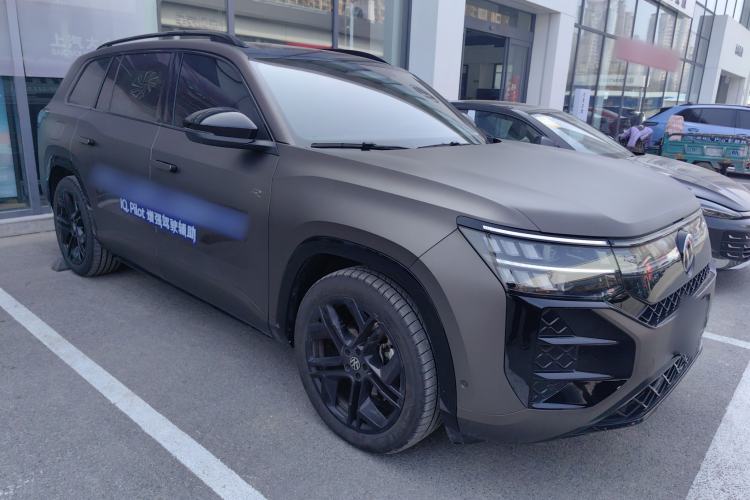 Used Volkswagen Teramont 2025 Tiguan Pro 450TSI 4Motion Crosswind Edition
