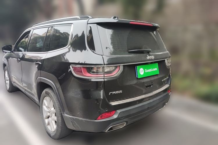 Used Jeep Commander 2018 2.0T Two-Wheel Drive Enjoyment Version China VI Emission Standard
