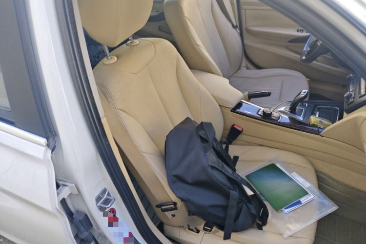 Used BMW 3 Series 2013 320Li Fashion Model Right Front Seat