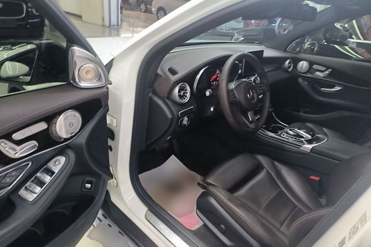 Used Mercedes-Benz GLC 2016 GLC 260 4MATIC Dynamic Edition Driver Seat