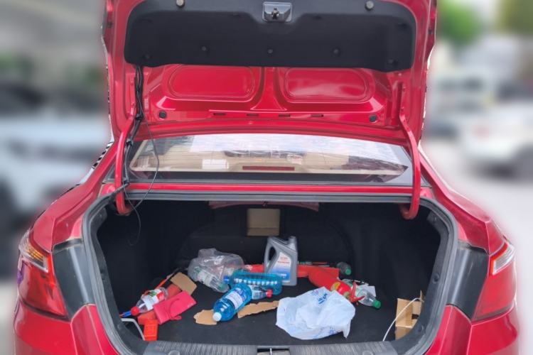 Used CHANGAN Eado 2014 1.6L Automatic Luxury Model Trunk