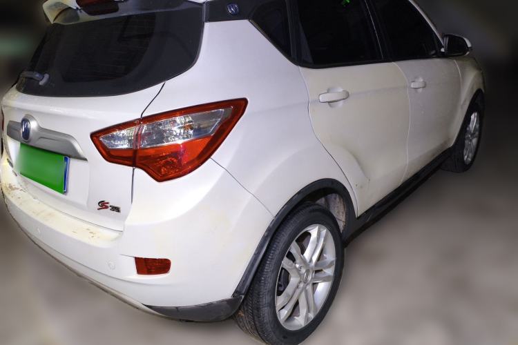 Used CHANGAN CS35 2016 1.6L Automatic Luxury Model China IV Standard Rear Right 45 Deg