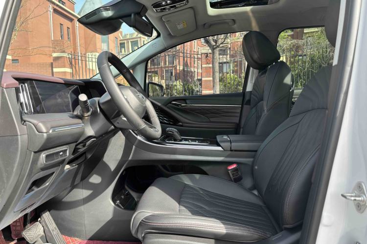 Used GAC Trumpchi M8 2024 Master Series 400T Ultimate Edition Interior 3