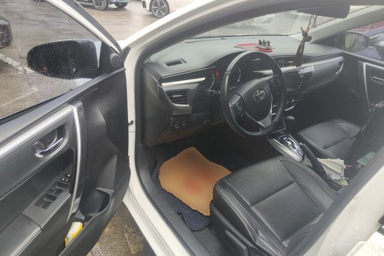Used Toyota Corolla 2014 1.6L CVT GLX-i
