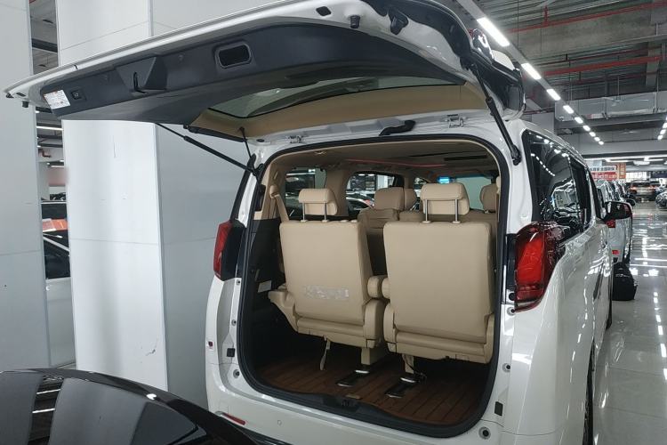 Used Toyota Alphard 2021 Dual-Engine 2.5L Luxury Edition Trunk