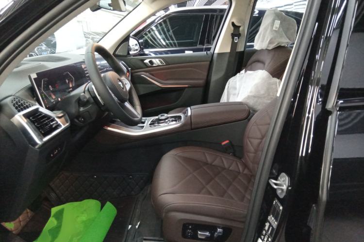 Used BMW X5 2026 Model, xDrive 30Li Prestige M Sport Night Package