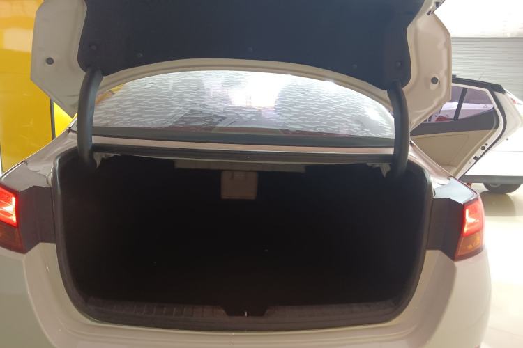 Used Kia K5 2015 2.0L Automatic GL
