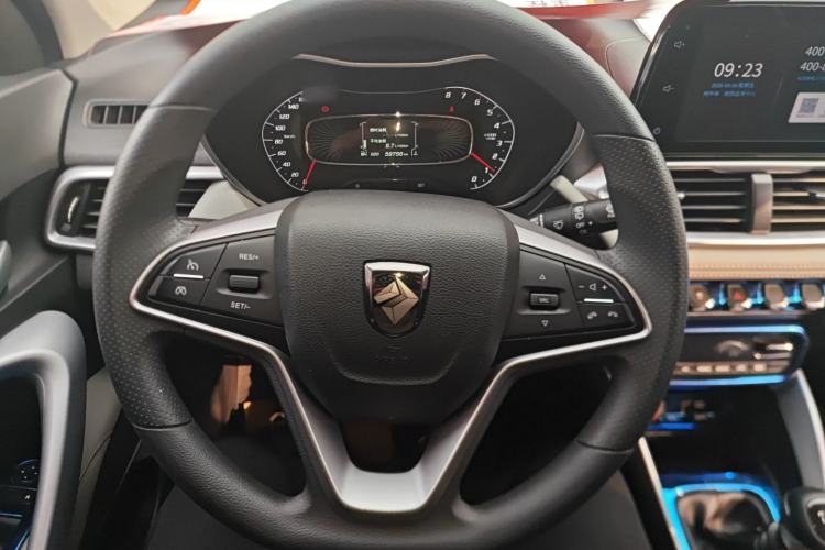 Used Baojun 510 2019 1.5L Manual Enjoyment Model 77kW China VI Emission Standard
