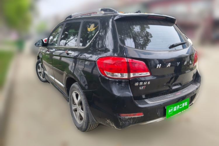 Used Haval H6 2015 Upgraded Model 1.5T Manual Two-Wheel Drive Elite Version
