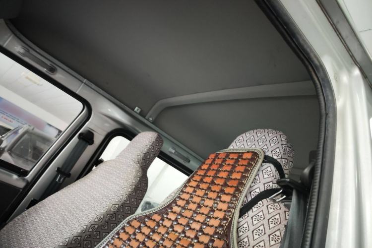 Used Wuling Zhiguang 2020 1.2L Practical Model China VI LSI
