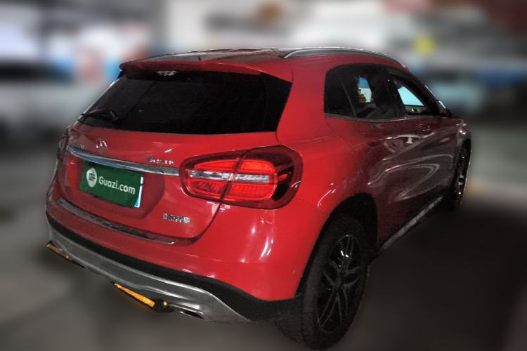 Used Mercedes-Benz GLA 2015 GLA 220 4MATIC Fashion Model Rear Right 45 Deg