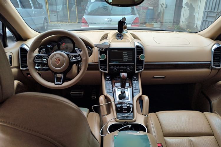 Used Porsche Cayenne 2011 Cayenne S 4.8L