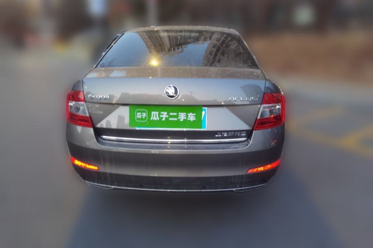 Used Skoda Octavia 2016 1.6L Automatic Smart Drive Edition