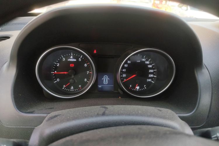 Used Haval H6 2016 Upgraded Model 1.5T Manual Two-Wheel Drive Urban Version