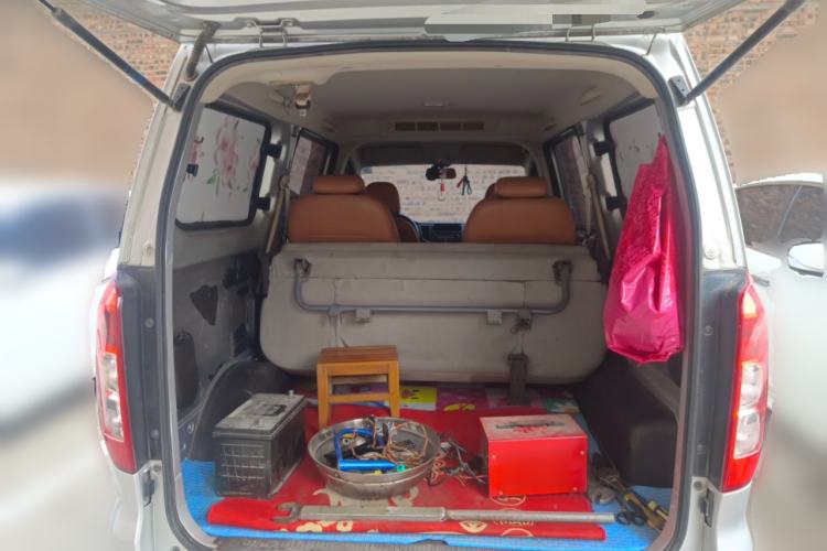 Used Wuling Hongguang V 2019 1.5L Enjoyment Version China VI LAR