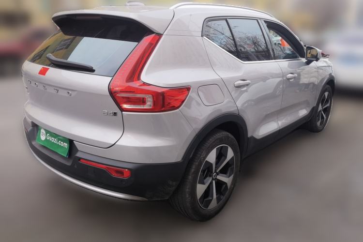 Used Volvo XC40 2023 B4 4x4 Smart Luxury Edition
