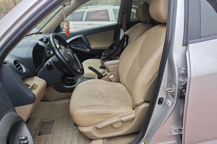 Used Toyota RAV4 2011 2.0L Automatic Classic Edition