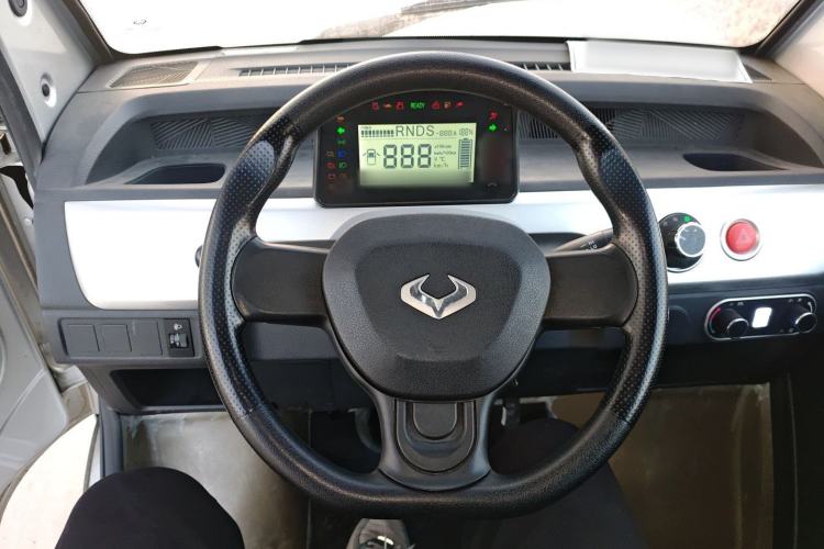 Used Neomor D01 2023 Van – Comfort Version