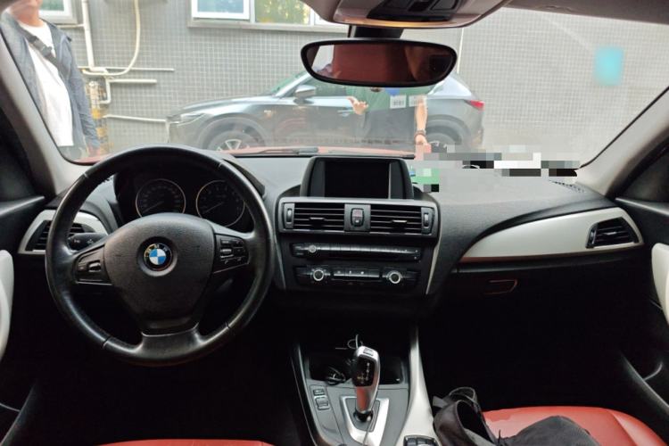 Used BMW 1 Series 2012 116i Leading Model Center Console