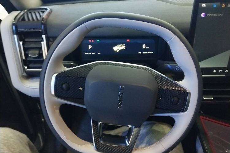 Used iCAR 03 2024 472km Four-Wheel Drive Long-Range Version
