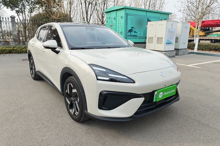 Used Baojun Yunhai 2024 140km Plug-in Hybrid Version
