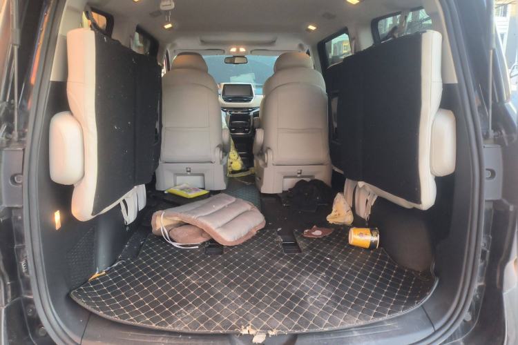 Used SAIC MAXUS G20 2021 Facelifted PLUS 2.0T Gasoline Automatic Luxury Edition