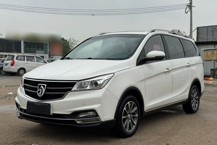 Used Baojun 730 2019 1.5T CVT Flagship Model 7 Seats China VI Emission Standard