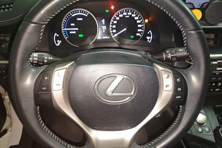 Used Lexus ES 2013 300h Elite Edition