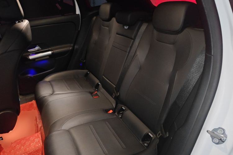 Used Mercedes-Benz GLA 2020 GLA 200 Left Rear Seat