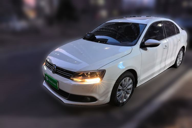 Used Volkswagen Sagitar 2014 Revised Version 1.4TSI Automatic Luxury Edition