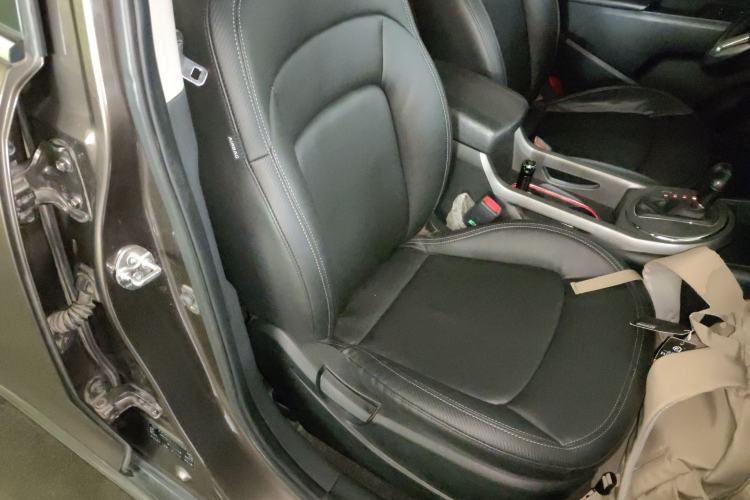 Used Kia Sportage R 2015 2.0L Automatic Two-Wheel Drive DLX Model