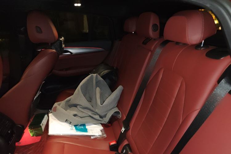 Used BMW X4 2019 xDrive30i M Sport Package Left Rear Seat