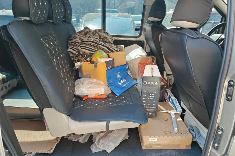 Used FORTHING Lingzhi 2025 M5 1.6L Short Wheelbase Practical 5-Seat Model
