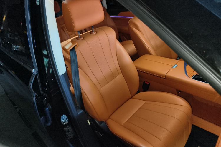 Used Wey Lanshan 2023 Four-Wheel Drive Ultra-Long Range Version Right Front Seat