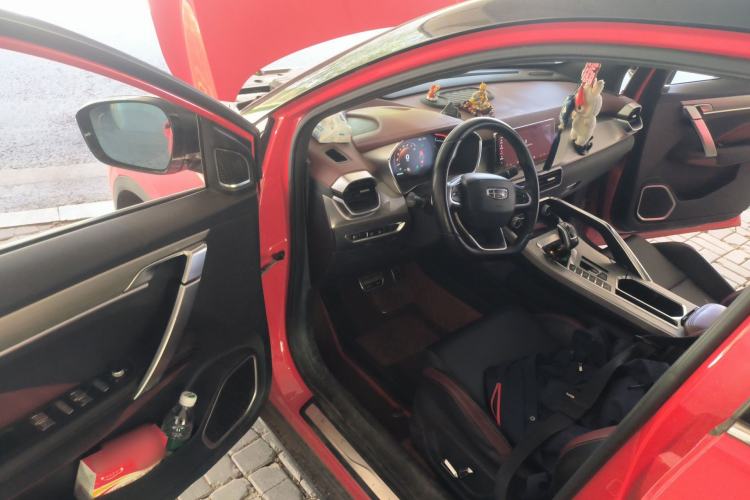 Used Geely Auto Coolray 2019 Sport Version 260T DCT Battle China VI Standard Driver Seat