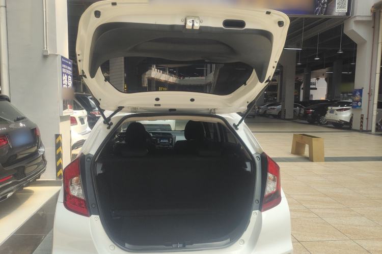 Used Honda Fit 2018 1.5L CVT Comfort Sunroof Version